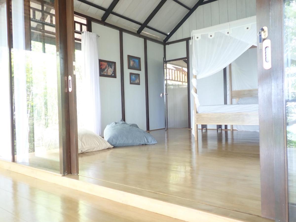 Araya Dive Resort Togean Bomba Eksteriør bilde