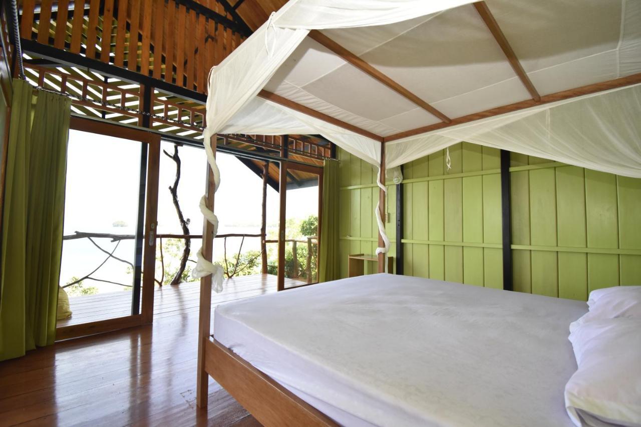 Araya Dive Resort Togean Bomba Eksteriør bilde